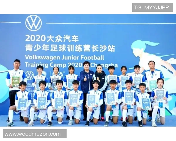 彩色工作室足球明星的梦想之旅与成长故事分享